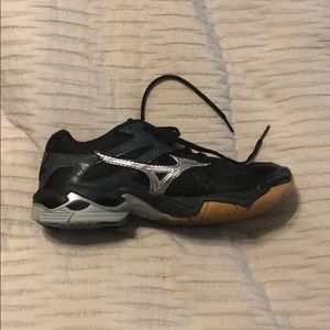 Mizuno Volleyball/Running Sneakers
